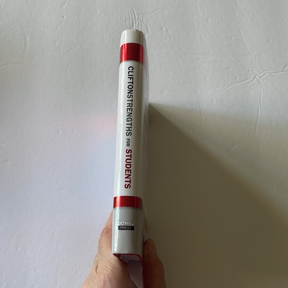 Cliftonstrengths for Students Hard Cover - Picture 5 of 8